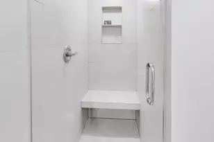 1225 W Lexington St, Chicago, IL 60607 - Photo 23