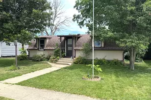 311 S Walnut St, Wyanet, IL 61379 - Photo 1