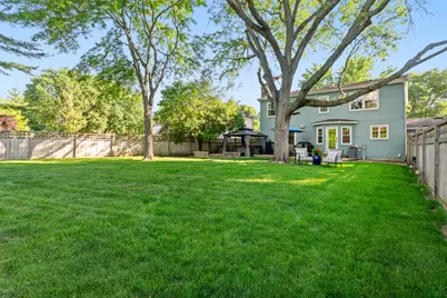 629 Joshua Court, Naperville, IL 60540 - Photo 3