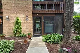 5961 Meadow Dr, Lisle, IL 60532 - Photo 1