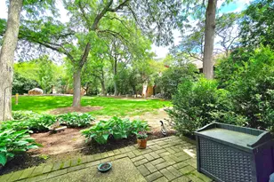 5961 Meadow Dr, Lisle, IL 60532 - Photo 15