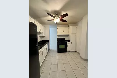 2211 S Stewart Avenue #4D, Lombard, IL 60148 - Photo 7