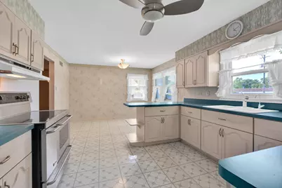 718 N Russel, Mount Prospect, IL 60056 - Photo 13
