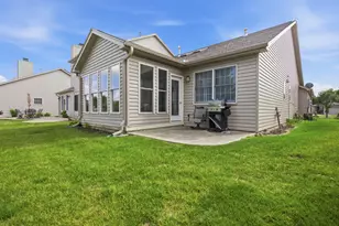 2526 Windward Blvd, Champaign, IL 61821 - Photo 25
