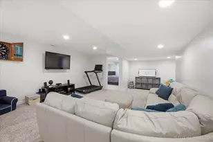 8325 Watson Cir, Lakewood, IL 60014 - Photo 35