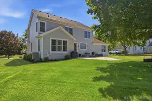 8325 Watson Cir, Lakewood, IL 60014 - Photo 43
