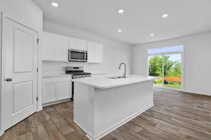 864 Cascade Ct, Pingree Grove, IL 60140 - Photo 5
