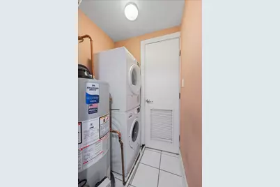 636 N Racine Avenue #3S, Chicago, IL 60642 - Photo 21