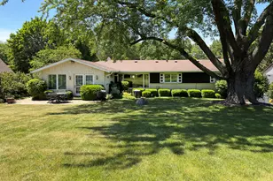 34841 N Leonard Ave, Ingleside, IL 60041 - Photo 3