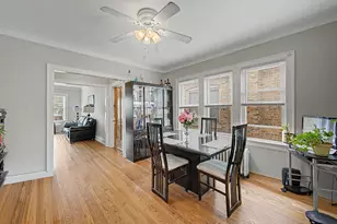 4450 N Mango Ave, Chicago, IL 60630 - Photo 7