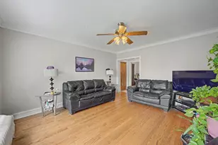 4450 N Mango Ave, Chicago, IL 60630 - Photo 5