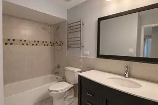 10640 S Brooklodge Ln, Palos Hills, IL 60465 - Photo 5