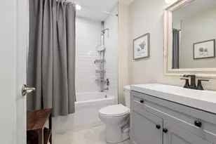 510 E 13th St, Lockport, IL 60441 - Photo 17
