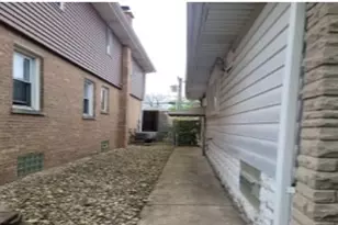 1744 N 75th Ave, Elmwood Park, IL 60707 - Photo 15