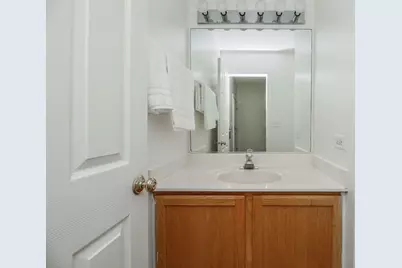 2943 Kentshire Circle, Naperville, IL 60564 - Photo 9