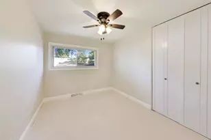 123 Boulder Hill Pass, Montgomery, IL 60538 - Photo 17