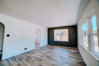 443 S 6th Street, Watseka, IL 60970 - Photo 7