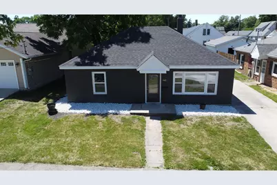 443 S 6th Street, Watseka, IL 60970 - Photo 1