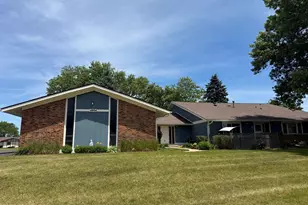 4904 W Oakwood Dr, McHenry, IL 60050 - Photo 13