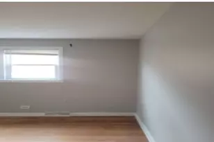 6019 W 59th St, Chicago, IL 60638 - Photo 9