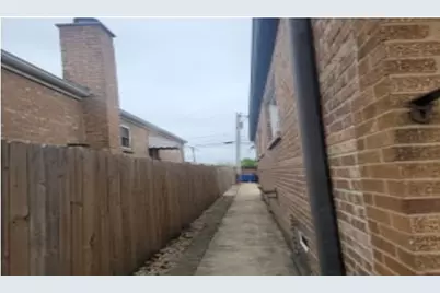 6019 W 59th Street, Chicago, IL 60638 - Photo 25