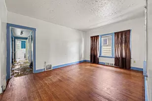 988 Wentworth Ave, Calumet City, IL 60409 - Photo 3