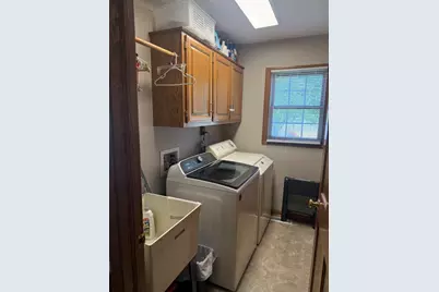 1609 Lorraine Drive, Sandwich, IL 60548 - Photo 7