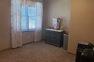 1609 Lorraine Dr, Sandwich, IL 60548 - Photo 19