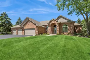 10907 Red Hawk Ln, Spring Grove, IL 60081 - Photo 1