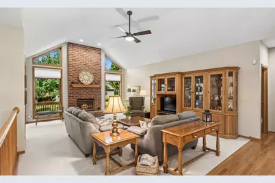 10907 Red Hawk Lane, Spring Grove, IL 60081 - Photo 11
