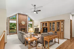 10907 Red Hawk Ln, Spring Grove, IL 60081 - Photo 11