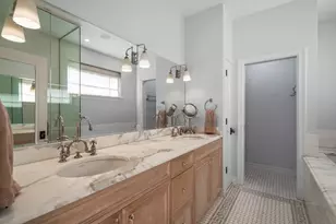 1331 W Wolfram St, Chicago, IL 60657 - Photo 17