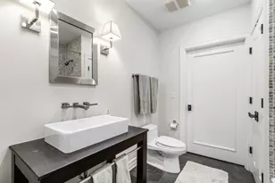 1331 W Wolfram St, Chicago, IL 60657 - Photo 31