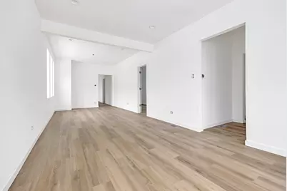 8528 S Escanaba Avenue, Chicago, IL 60617 - Photo 7