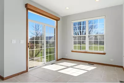 1967 Holloway Court, Aurora, IL 60502 - Photo 9