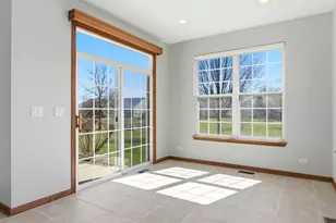 1967 Holloway Ct, Aurora, IL 60502 - Photo 9