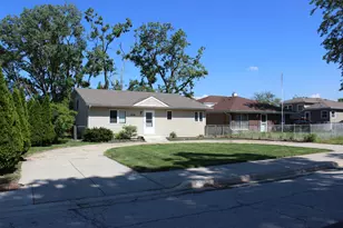 15201 La Crosse Ave, Oak Forest, IL 60452 - Photo 1