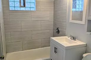 1041 N Spaulding Ave, Chicago, IL 60651 - Photo 9