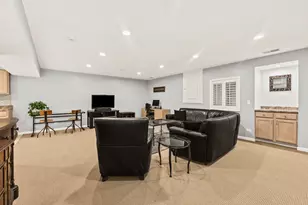 1746 Park Ridge Point, Park Ridge, IL 60068 - Photo 37