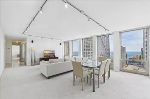 111 E Chestnut St, Chicago, IL 60611 - Photo 15
