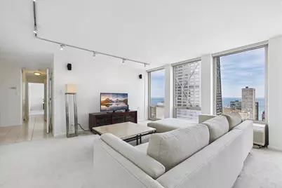 111 E Chestnut Street #37C, Chicago, IL 60611 - Photo 9