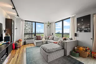 2020 N Lincoln Park W, Chicago, IL 60614 - Photo 3