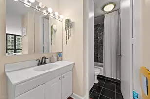 2020 N Lincoln Park W, Chicago, IL 60614 - Photo 19