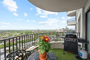 2020 N Lincoln Park W, Chicago, IL 60614 - Photo 5