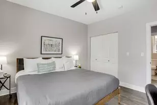 1610 W Waveland Ave, Chicago, IL 60613 - Photo 5