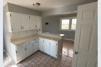 7314 W 115th Street, Worth, IL 60482 - Photo 9