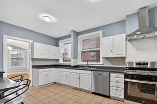 6815 S Crandon Ave, Chicago, IL 60649 - Photo 11