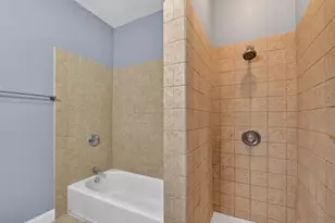 6815 S Crandon Ave, Chicago, IL 60649 - Photo 25