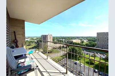 7033 N Kedzie Avenue #1414, Chicago, IL 60645 - Photo 3