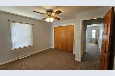 9 N Randolph Street, Princeton, IL 61356 - Photo 7